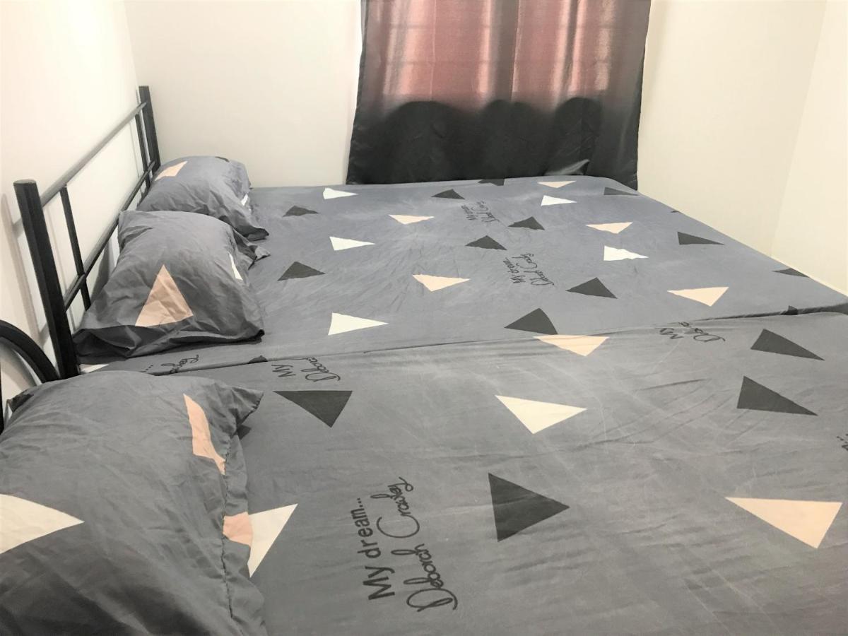 Oyo 90493 Jl Homestay Segamat Kültér fotó
